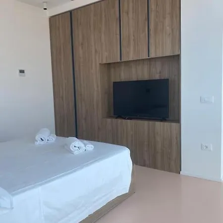 Matteotti28 Διαμέρισμα Πέζαρο